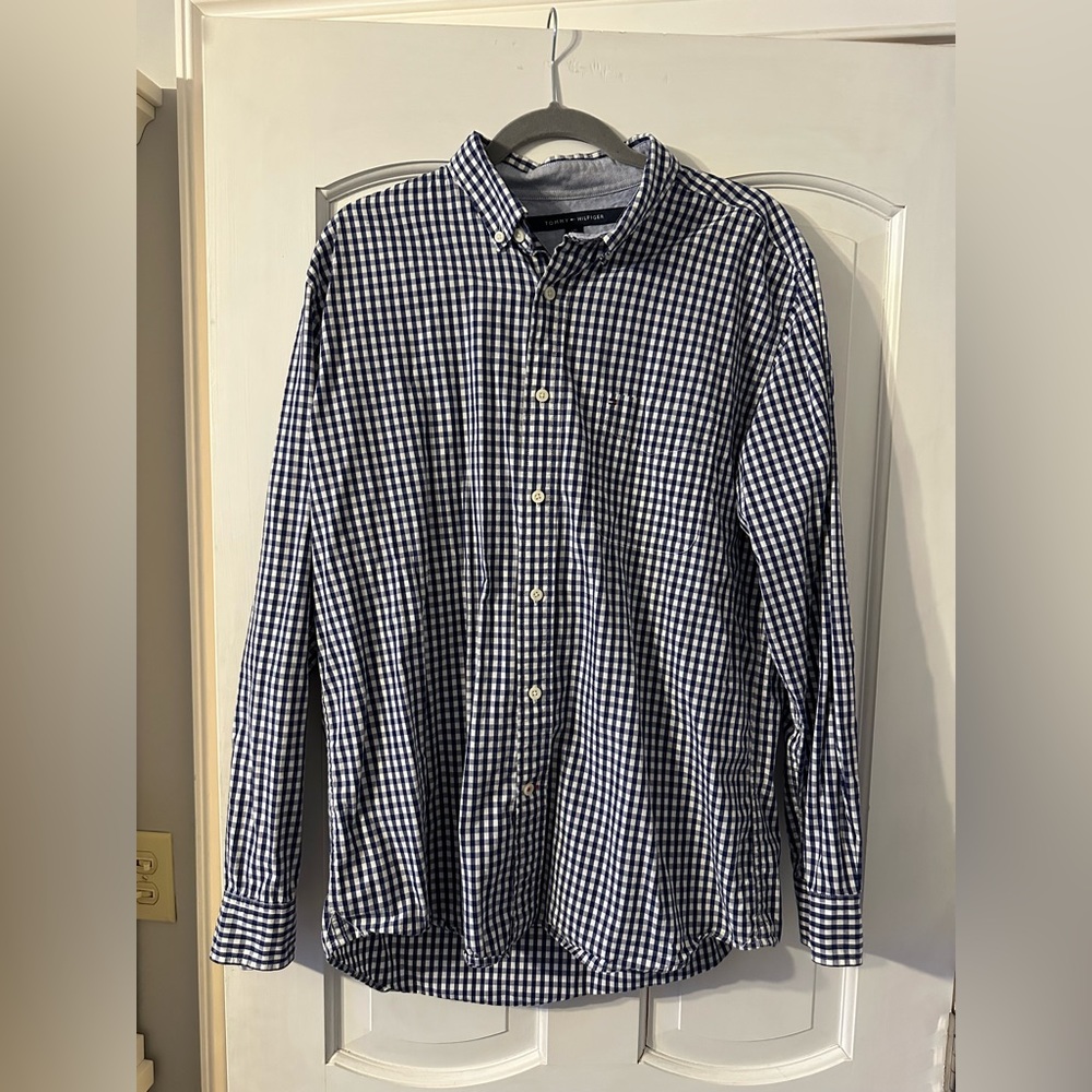 Tommy Hilfiger Men’s Large Classic Fit Blue/White Plaid Button Down Dress Shirt